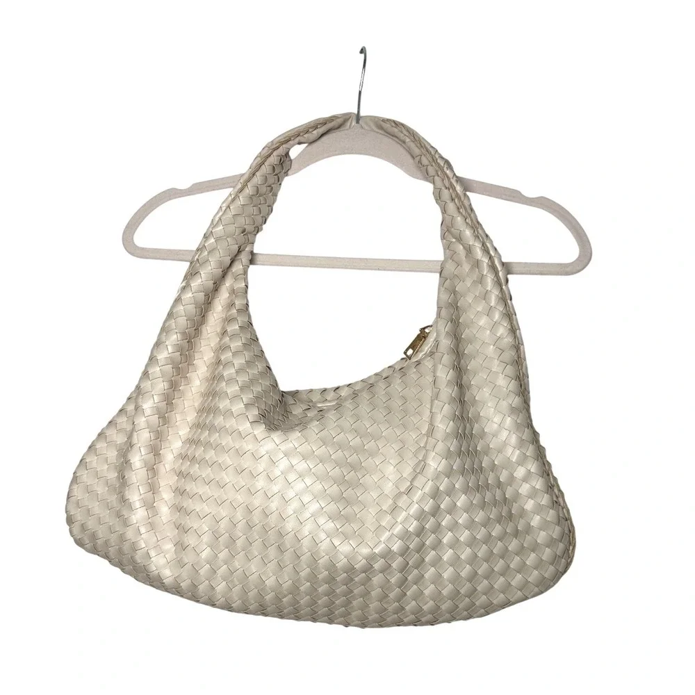 Urban Expressions Woven Vegan Leather Hobo Shoulder Bag Cream Slouchy Tote